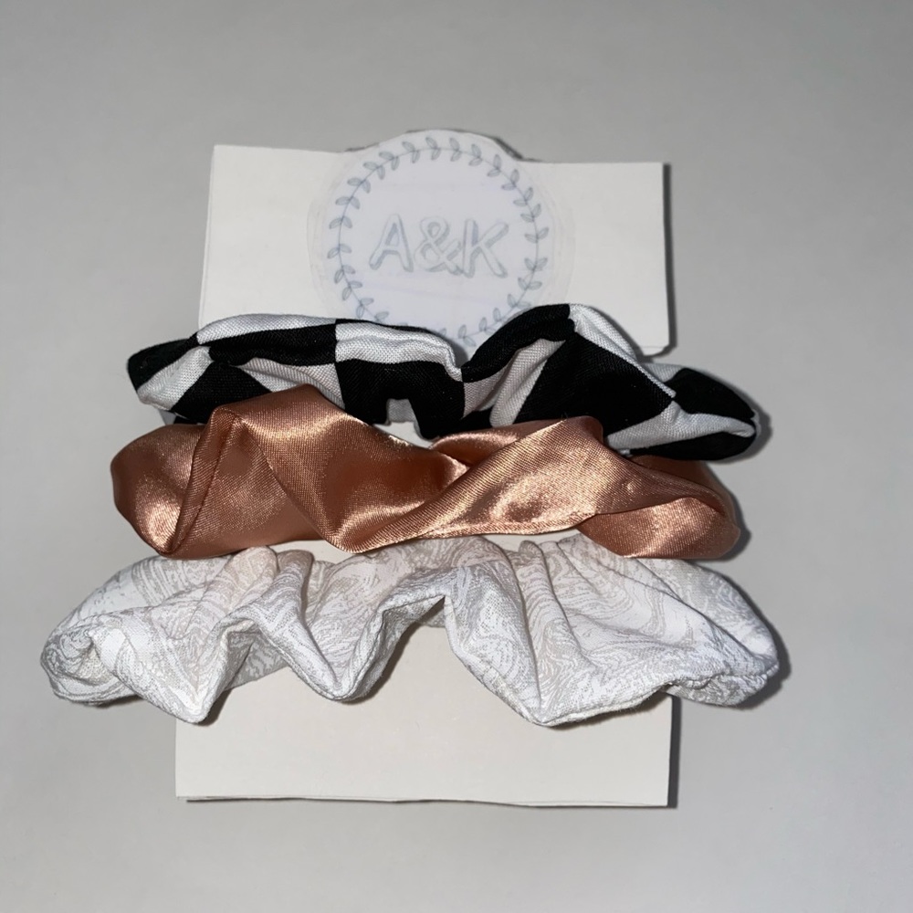 3 Pack of Scrunchies